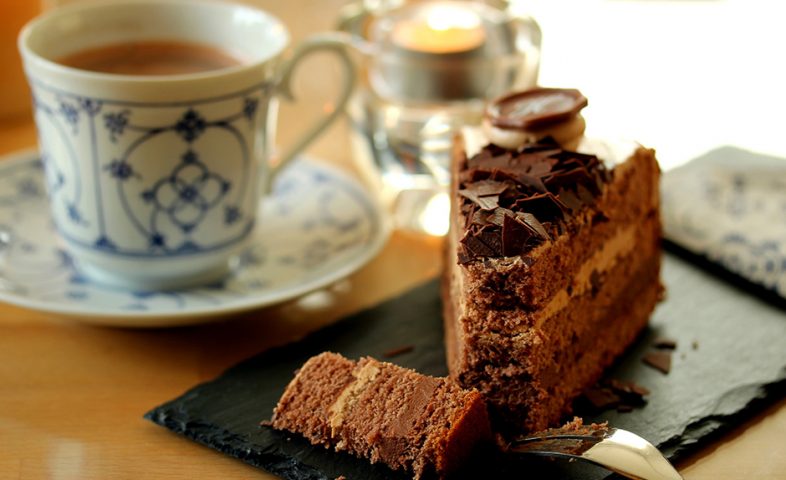 Tea and cake - Free for commercial use No attribution required - Credit Pixabay